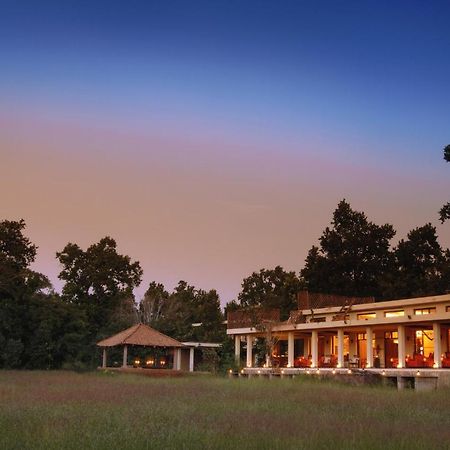 Mahua Kothi Bandhavgarh - A Taj Safari Villa Tala  Ngoại thất bức ảnh