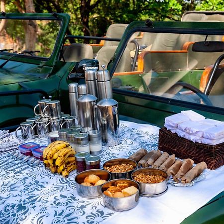 Mahua Kothi Bandhavgarh - A Taj Safari Villa Tala  Ngoại thất bức ảnh